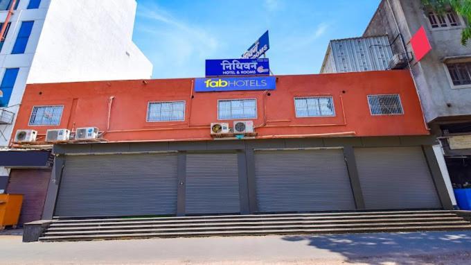 Fabhotel Nidhivan, Udhna Junction Surat Exteriör bild